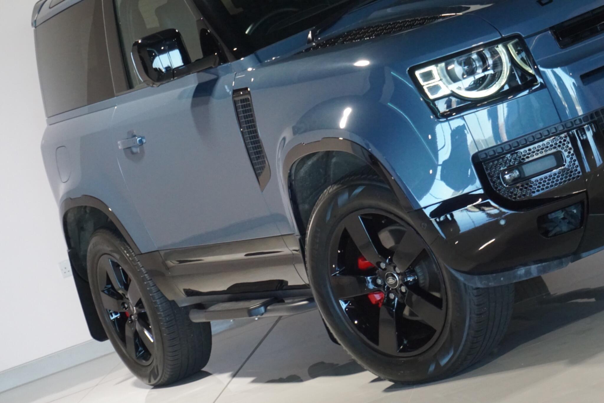 Land Rover Defender 90 3.0 D250 MHEV X-Dynamic HSE SUV 3dr Diesel Auto 4WD Euro 6 (s/s) (250 ps)